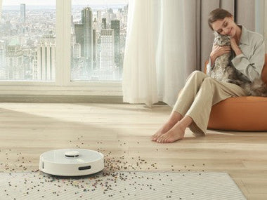 Powerful Redroad R10 robot vacuum cleaner with lidar and self-cleaning station